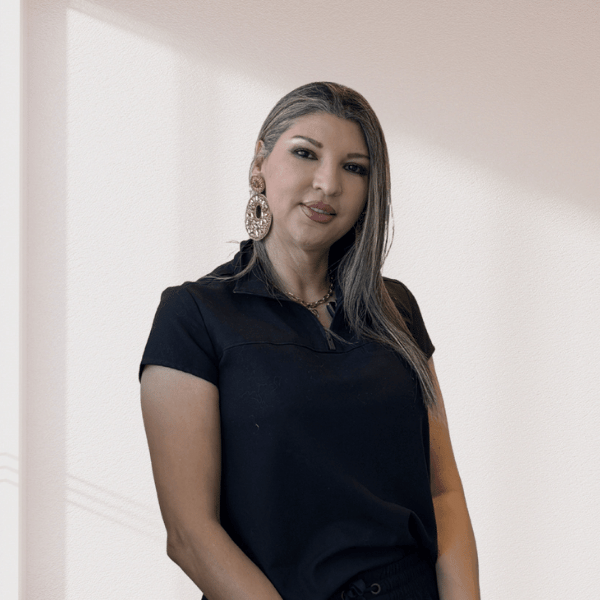 Dra. Olga G. · Implantología